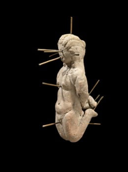 Figurine-et-malediction-1